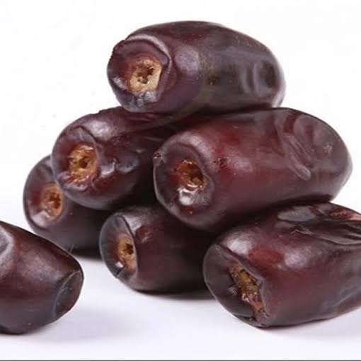 خرما مضافتی شیرین و طبیعی آبدار و خوش طعم